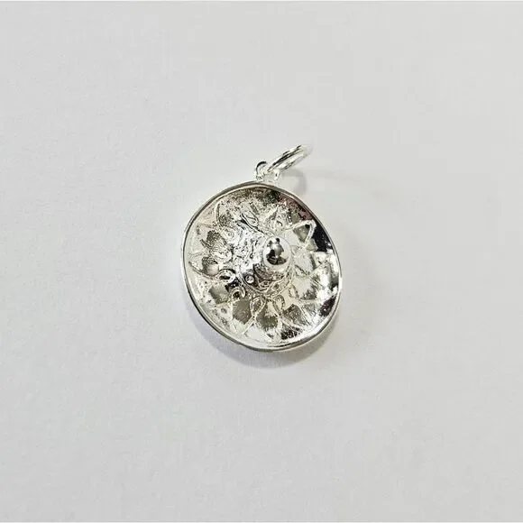 Vintage '80s Old Stock Small Silver 3D Mexican Sombrero Hat Pendant Charm - Picture 3 of 8
